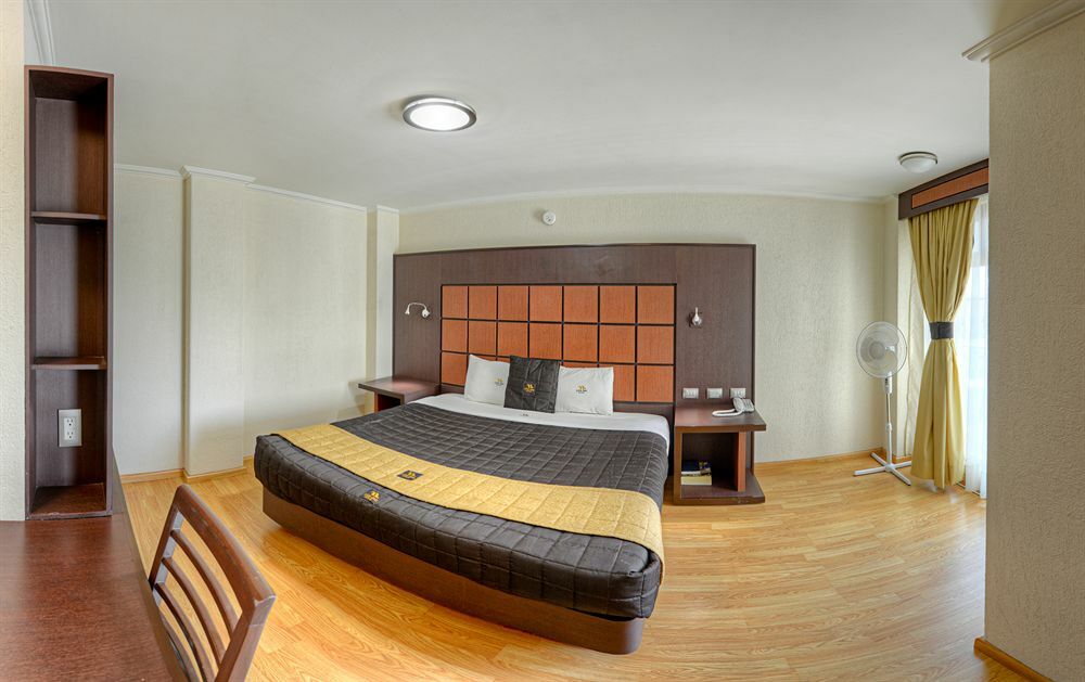 Inn Loa Centro 4*